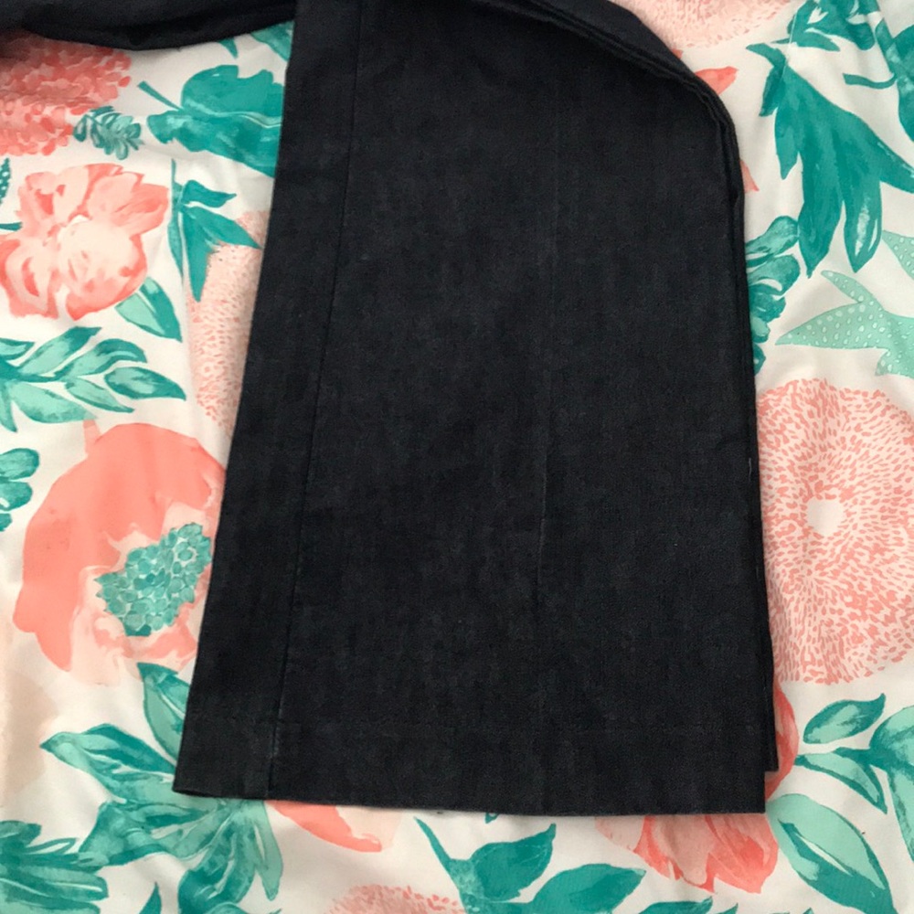 Editor Jeans - Picture 2 of 4